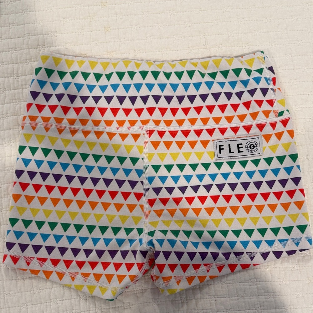 Fleo Multicolor Triangle Pattern Athletic Shorts - image 2